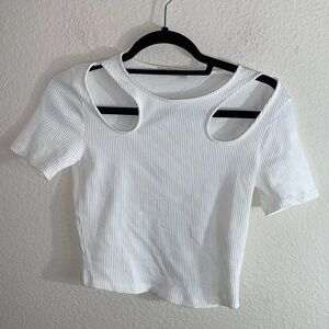 Zara women’s white small cut out cropped pullover top tee shirt blouse summer